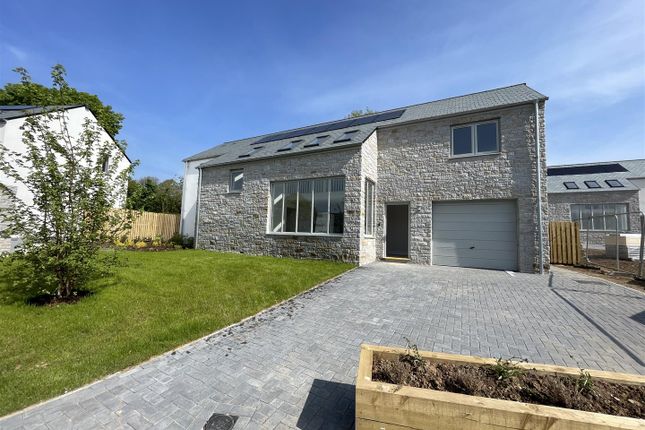 Thumbnail Property for sale in Kingswood View, Trewhiddle, St Austell