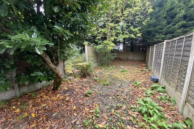 Terraced house to rent in Harborne Park Road, Birmingham