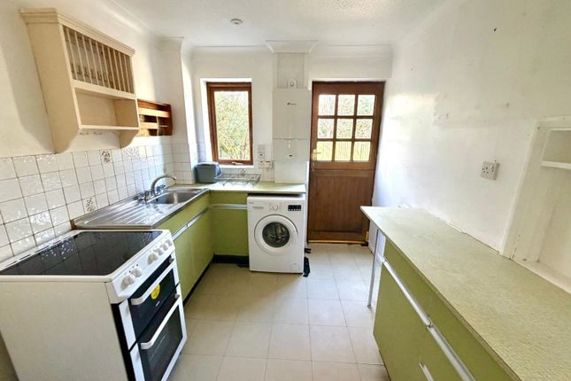 17, Heronfield, Egham photo 4