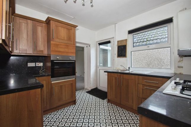39, William Street, Pontypridd photo 4