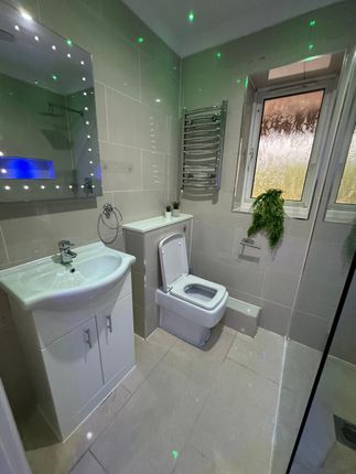 flat 1, adrienne avenue photo 5