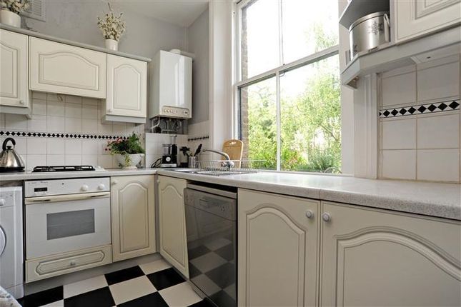 First Floor Flat, 65, Granville Park, London photo 4