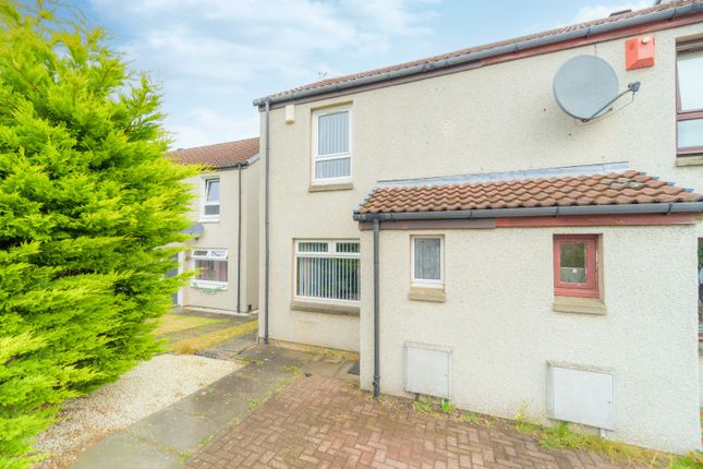 2-bed house on 72, Strathbeg Drive, Dalgety Bay, £163,000