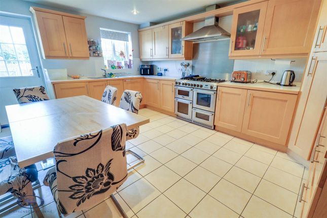 38, Abbey Park Way, Crewe photo 3