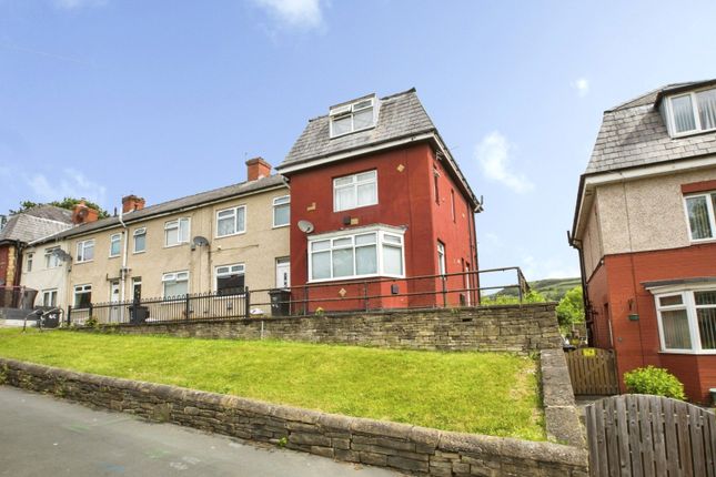 5-bed terraced on 38, Ovenden Way, West Yorkshire, £145,000