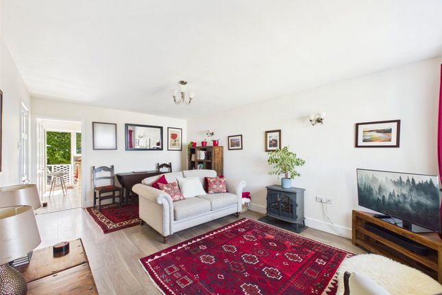 20, Anthony Close, Bude photo 4