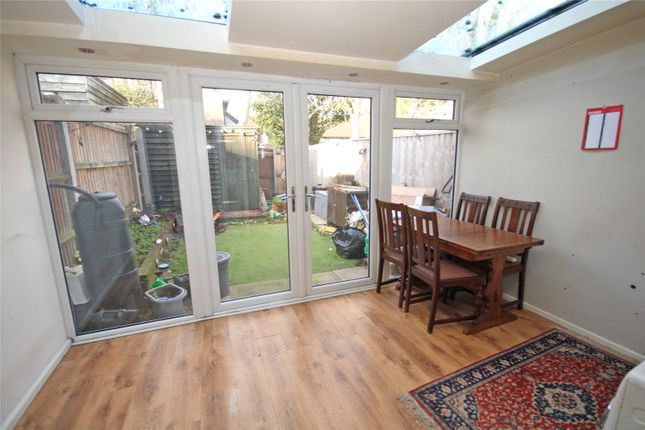 29, Pennywell Gardens, Hampshire photo 2
