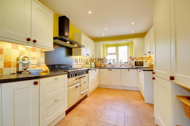 Allandale House, Huntingdon Road, Wyton photo 3