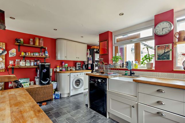 136 London Road, London Road, Brentwood photo 5