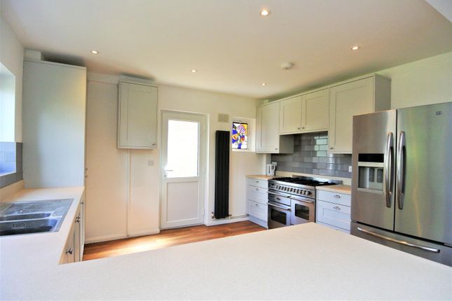 Cranstone, Mayfield Avenue, Addlestone photo 3