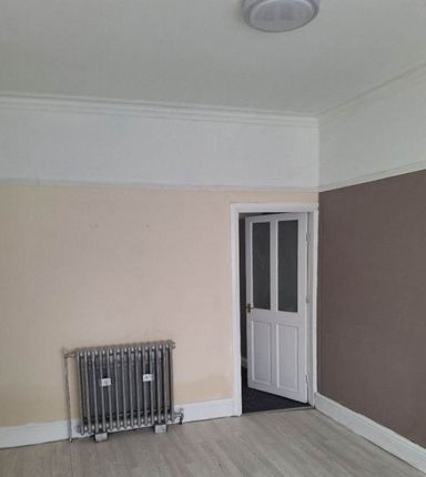 109, Newford Crescent, Stoke-on-Trent photo 5