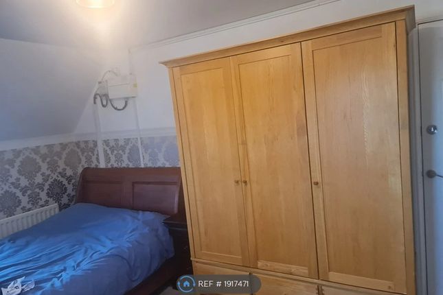 Warwick Way, Dartford, Dartford photo 3