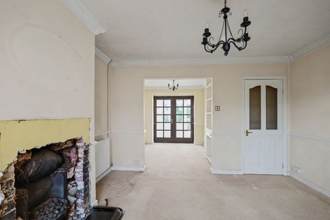 16 Devon Drive, Eastleigh photo 5