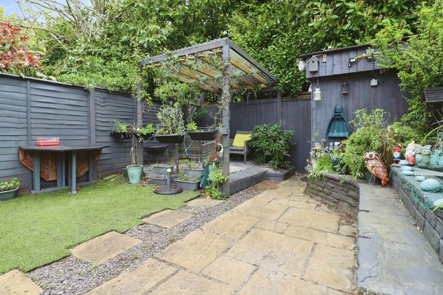 32, Fairhaven Close, Cardiff photo 2