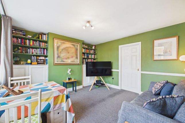 2 Ennerdale Terrace, Whitehaven photo 2