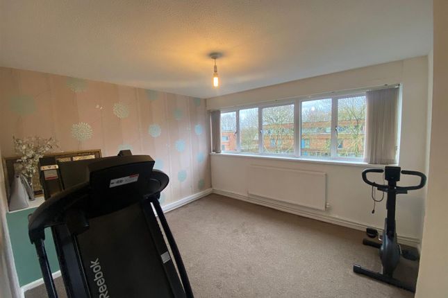 Bedroom 1.Jpg