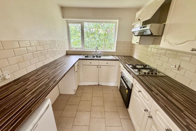 21, Saltcote, Middlesbrough photo 3
