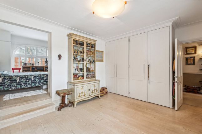 Terraced house for sale in Drakefield Road, London
