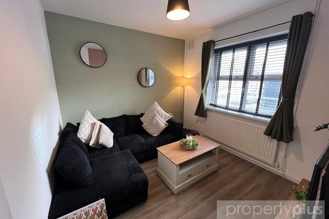26, Wood Street, Rhondda Cynon Taff photo 4