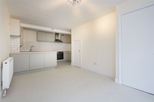Thumbnail Detached house to rent in Independent Place, London