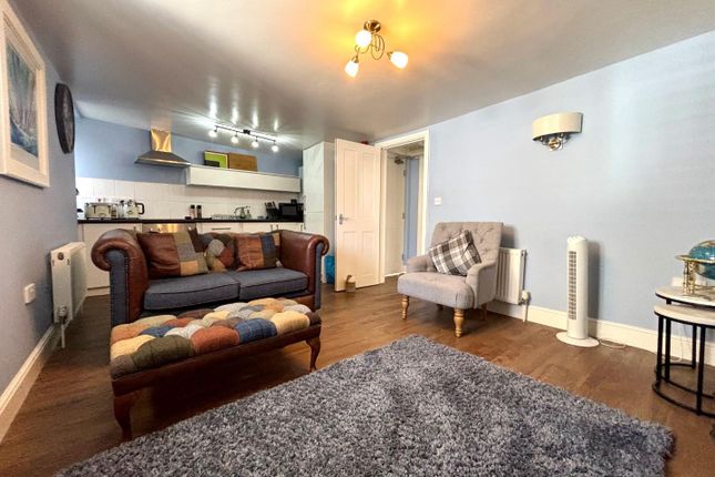 9B, St. Alban Street, Weymouth photo 4
