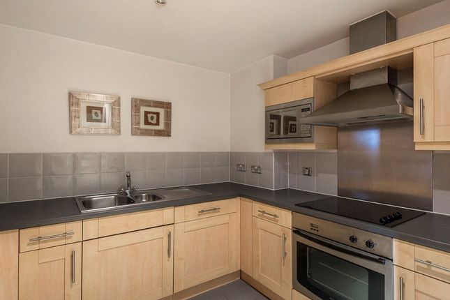 Flat 52, Londinium Tower, 87, Mansell Street, Tower Hill photo 3