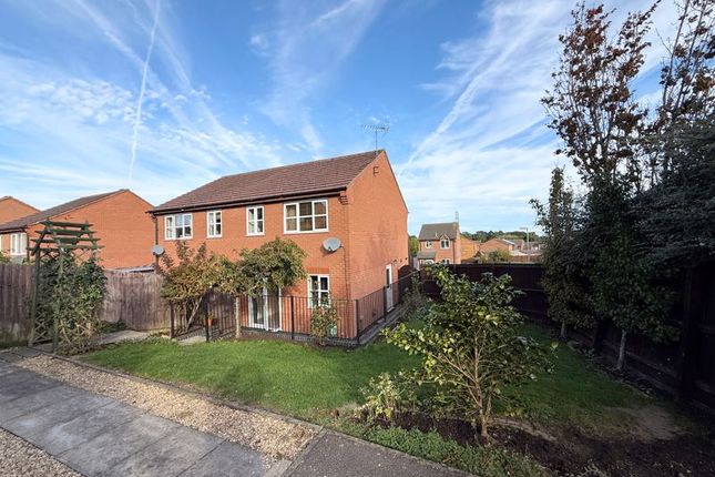 1, Porthcawl Close, Grantham photo 2