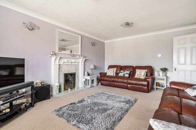 16, Brutton Way, Somerset photo 3