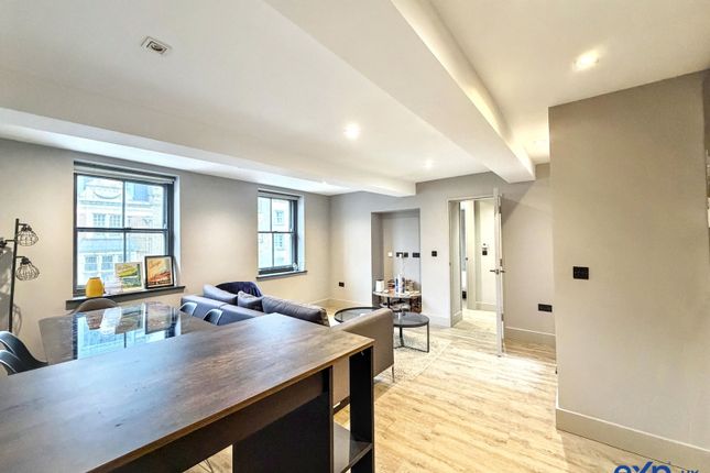 66,Flat 2, Whitechapel High Street, London photo 4