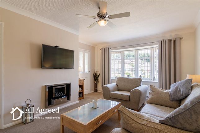 10, Butterfield Crescent, Swanwick photo 4