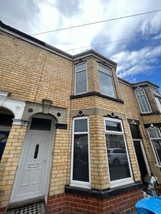 Terraced house to rent in Summergangs Road, Hull