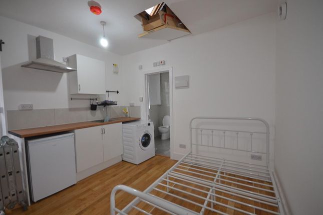 Studio to rent in Fortune Gate Road, London