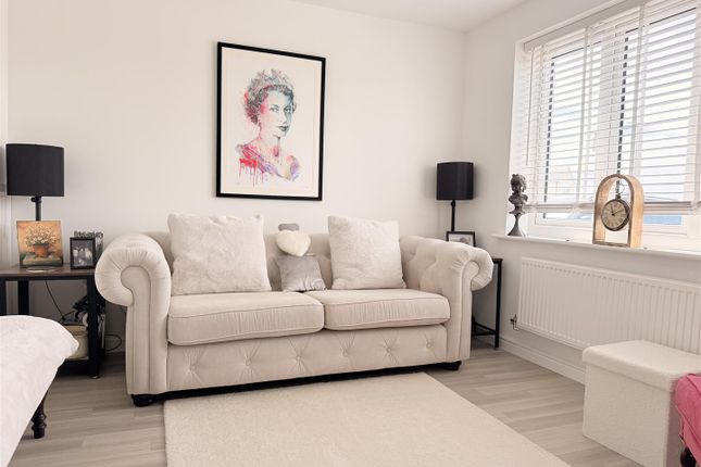 14, Ffordd Y Meillion, Llanelli photo 4