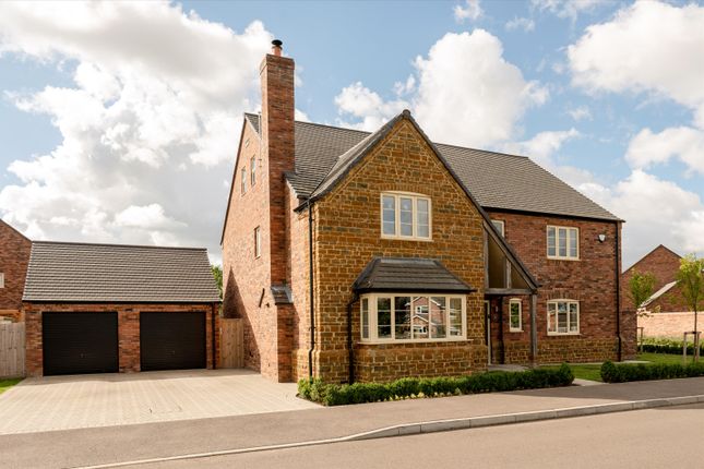 Thumbnail Detached house for sale in Leys Field, Oxhill, Warwick, Warwickshire