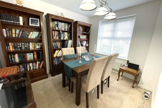 2, Hogarth Close, Durham photo 4