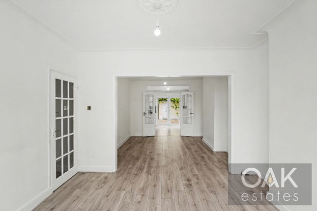 49 Woolmer Road, London photo 4