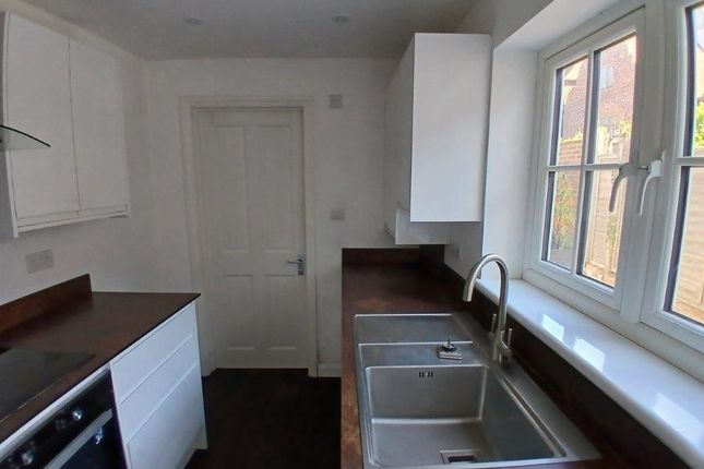 Galliard Street, Kent photo 2