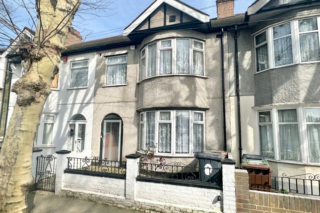 Terraced house for sale in Cambrian Road, London