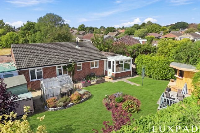 15, Windings Road, Ipswich photo 2