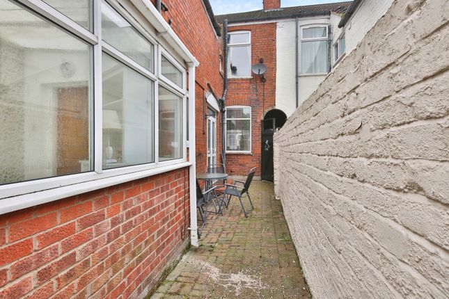 Terraced house for sale in Cholmley Street, Hull
