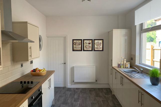 4, Wern Street, Tonypandy photo 4