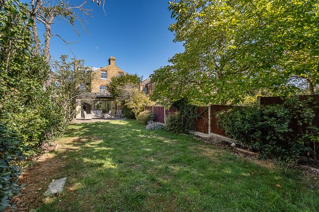 60, Haydon Park Road, London photo 5