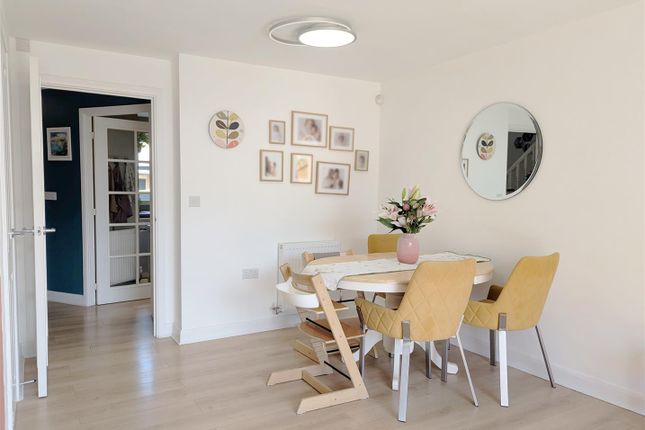 5, Denman Drive, Newbury photo 3