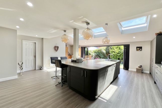 11, Bearwood Way, Thornton photo 4
