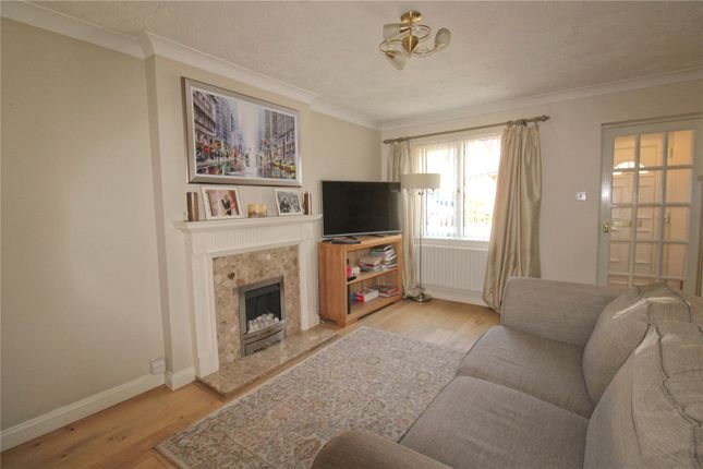 15, Quilling Close, Wiltshire photo 4