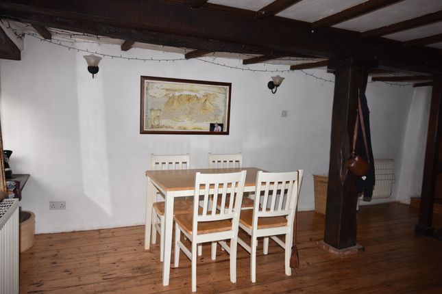 6 Church Steps, Woodbury, Exeter photo 5