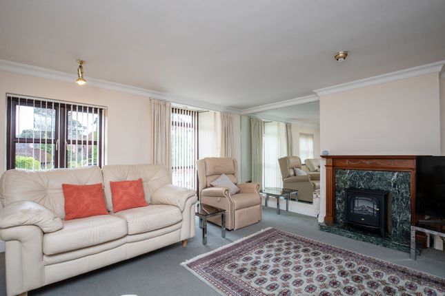 1 Hardwicke Court, Cardiff photo 2