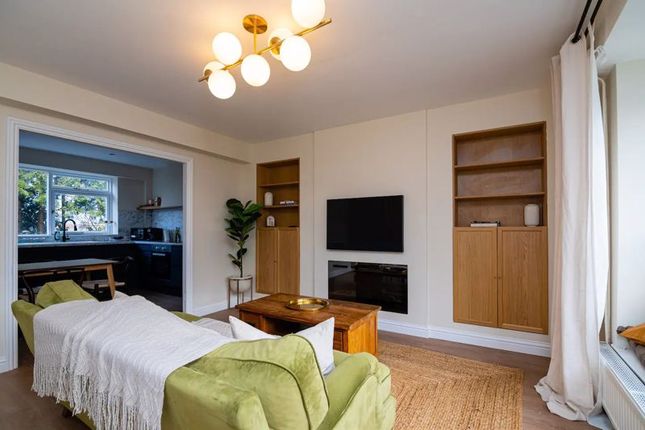 Flat for sale in Grove Avenue, Epsom