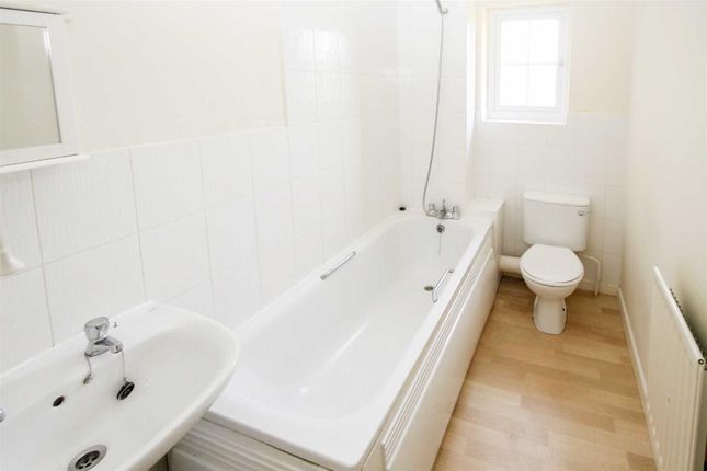 212, Westbury Lane, Milton Keynes photo 4