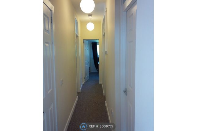 Flat, Second Avenue, Clydebank photo 5